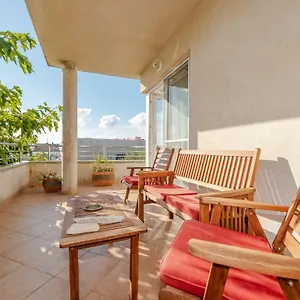 https://romantic-oasis-apartments.hotelinzadar.com
